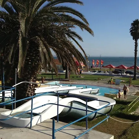 Teimoso فندق فيغيورا دا فوز