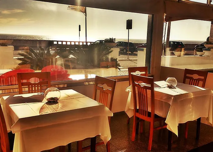 Отель Teimoso Фигейра-да-Фош