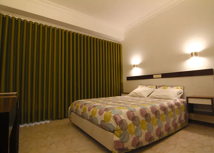 Отель Teimoso 2*